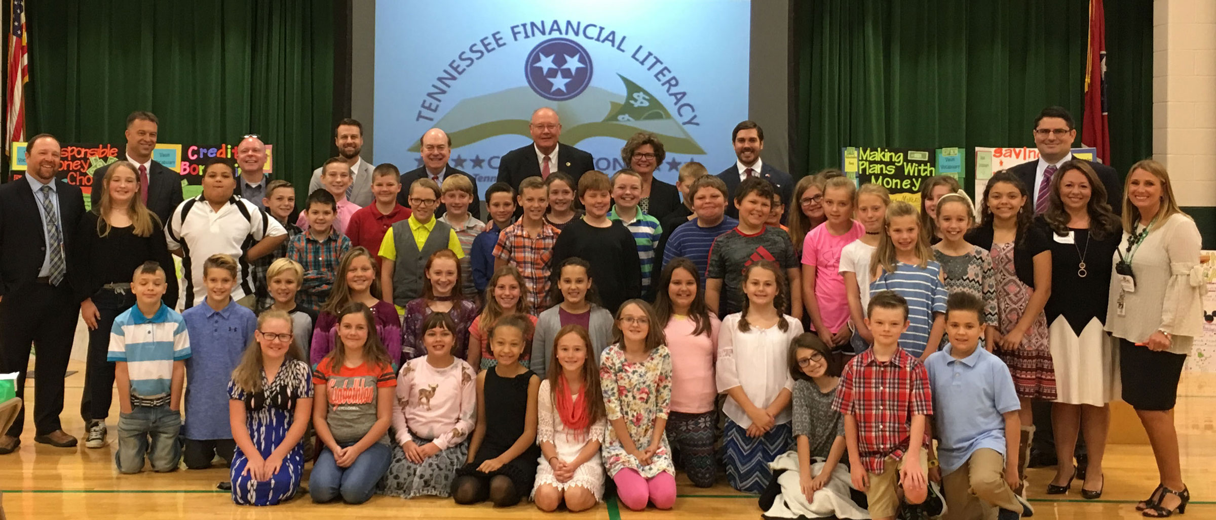 Treasurer Lillard and TNFLC visit Elizabethtown elementary school for financial education program.
