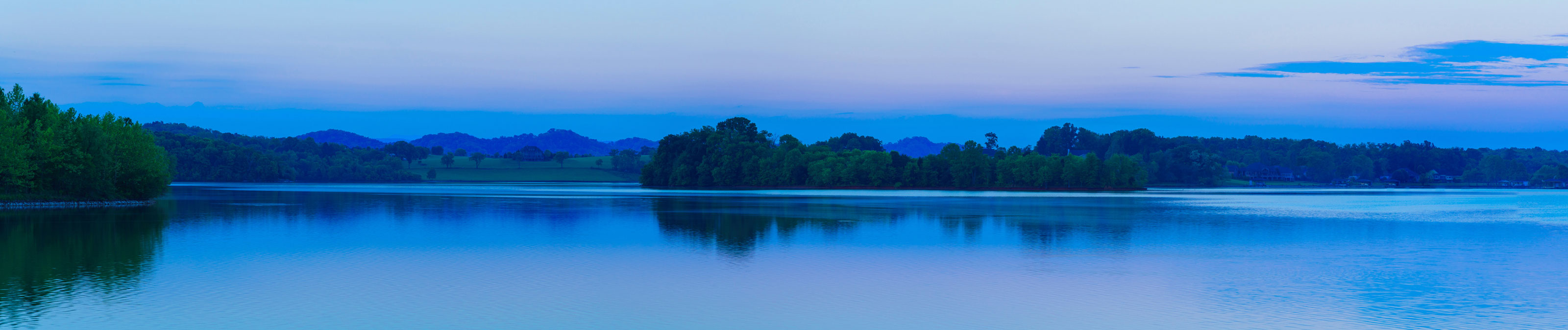 Tennessee lake blue